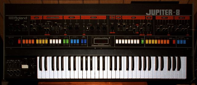 Roland Jupiter-8 (1981)