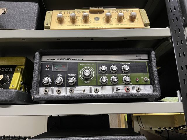 Roland RE-201 Space Echo (1974)